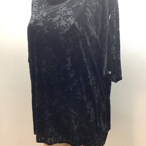 JM Collection Size XL Black Velvet Burnout Split Sleeve W/Stones Floral Top. New - Picture 3 of 8
